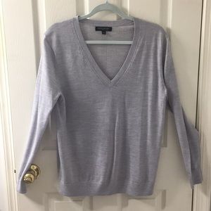 Banana Republic Merino Wool V-Neck sweater